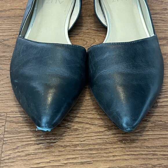 Naturalizer Pointy Toe Shoes - 8W - Picture 5 of 7